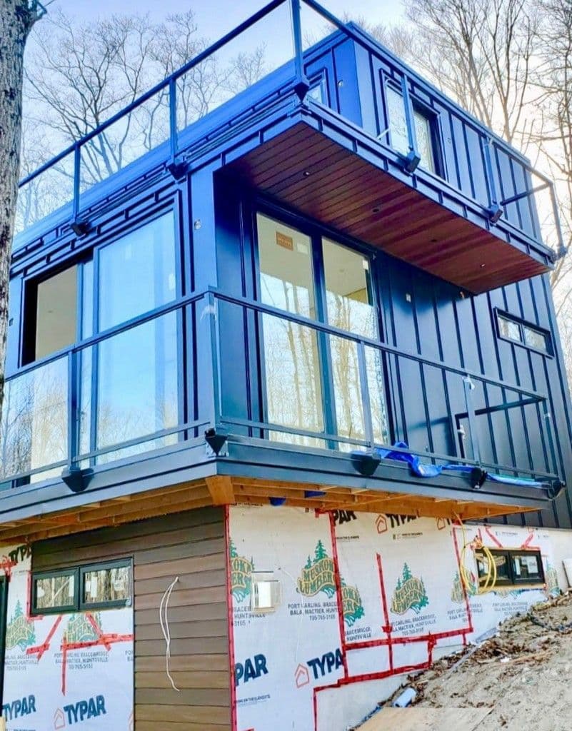 Black Standing Seam and Distinction Soffit in Lake of Bays