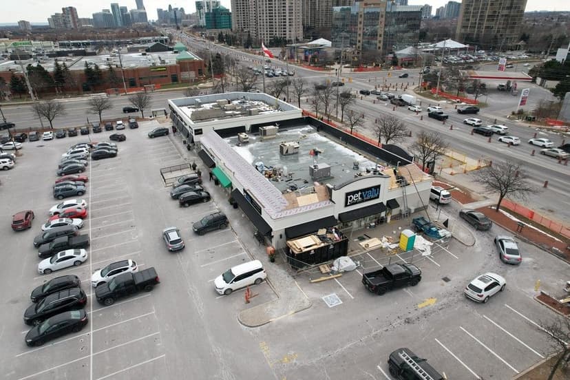 Commercial Plaza Roof Replacement in Mississauga